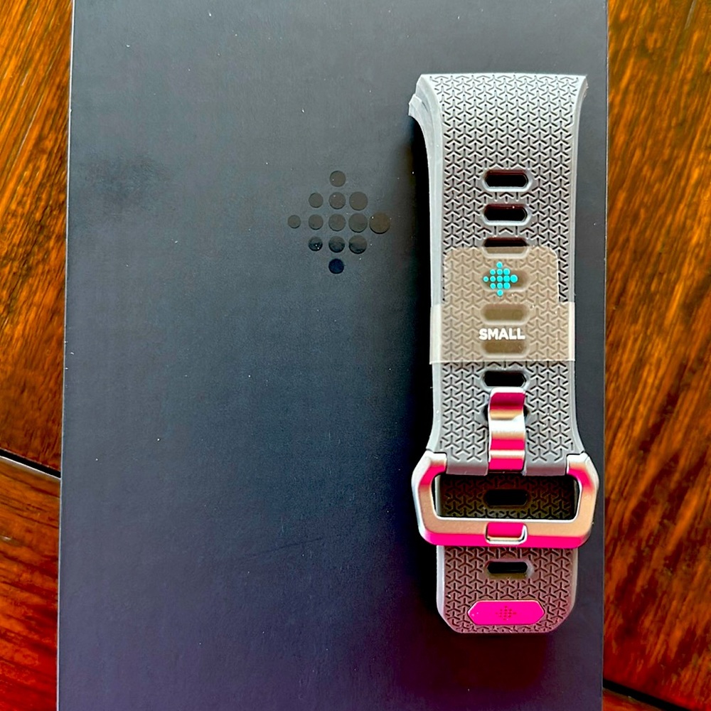 New Fitbit Ionic band size S